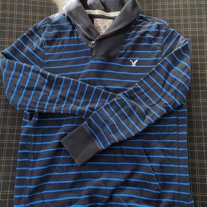 Men’s American Eagle sweatshirt